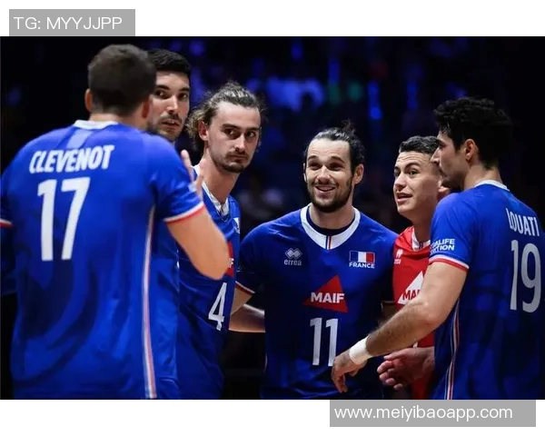 泰国男排与巴基斯坦男排激战正酣争夺亚洲排球赛荣誉之巅